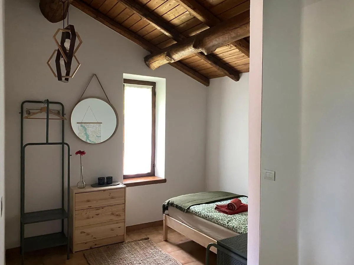 Livo  Apartment Casa Alba איטליה
