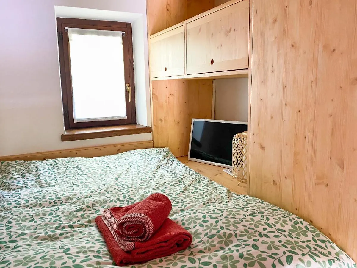 Livo  Apartment Casa Alba